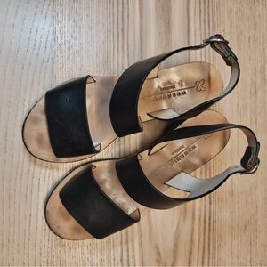 Weekend Max Mara Black and Tan Sandals
